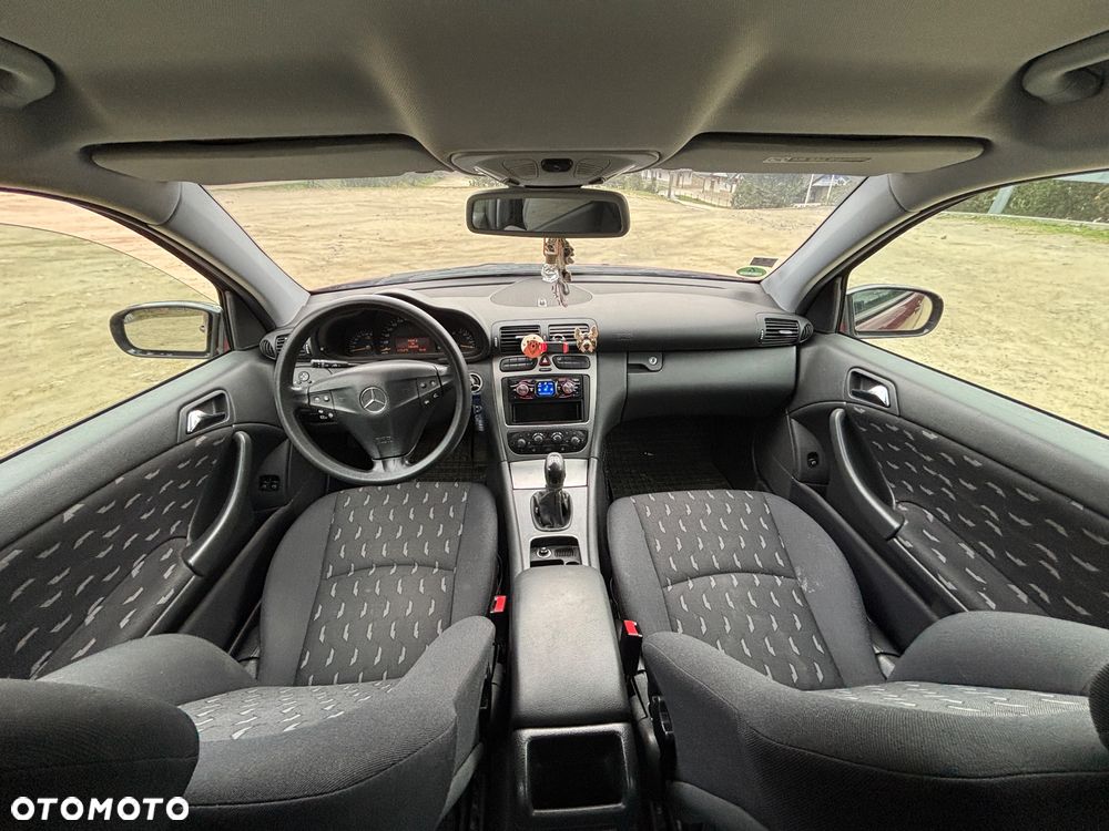 Mercedes-Benz Klasa C 180 - 10