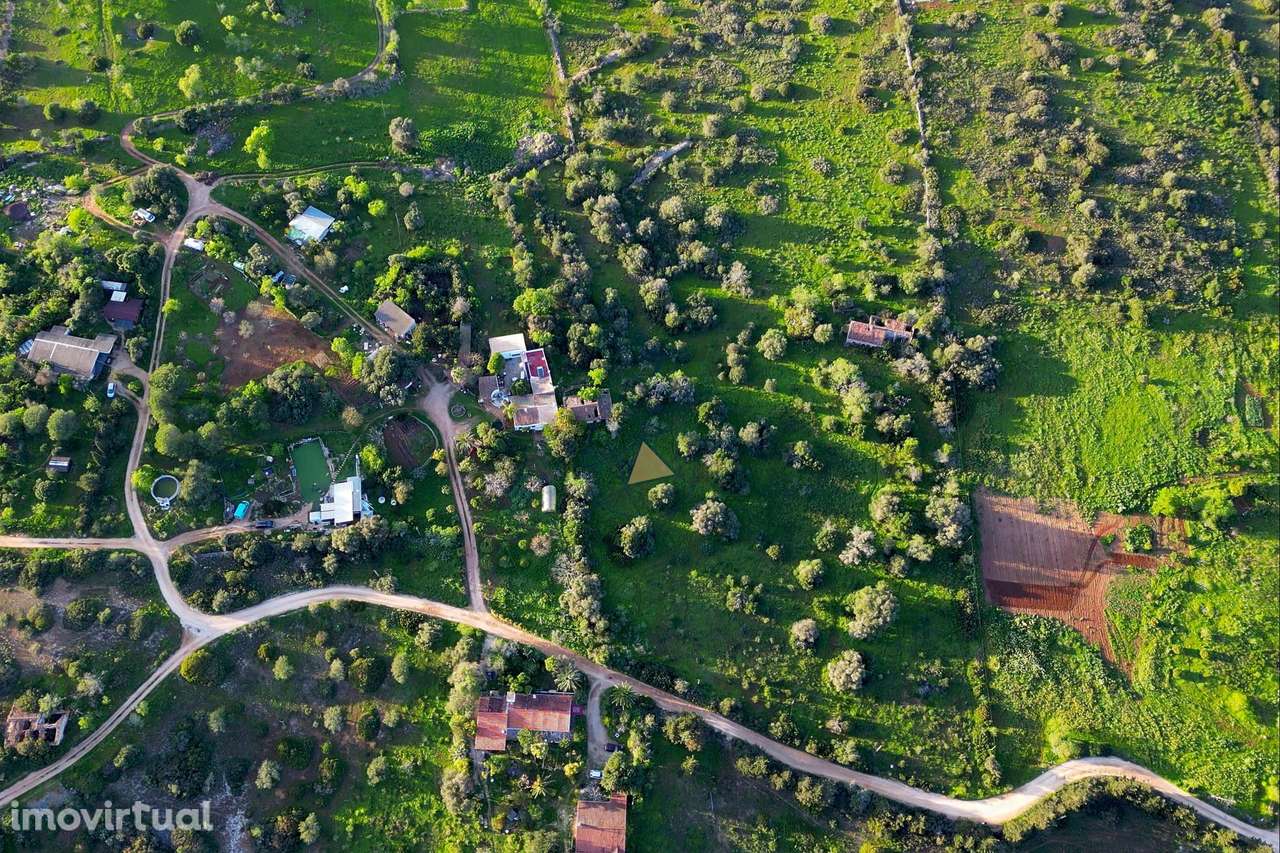 Quinta com duas ruinas para habitação perto campo de Golfe, Lagos - Grande imagem: 4/20