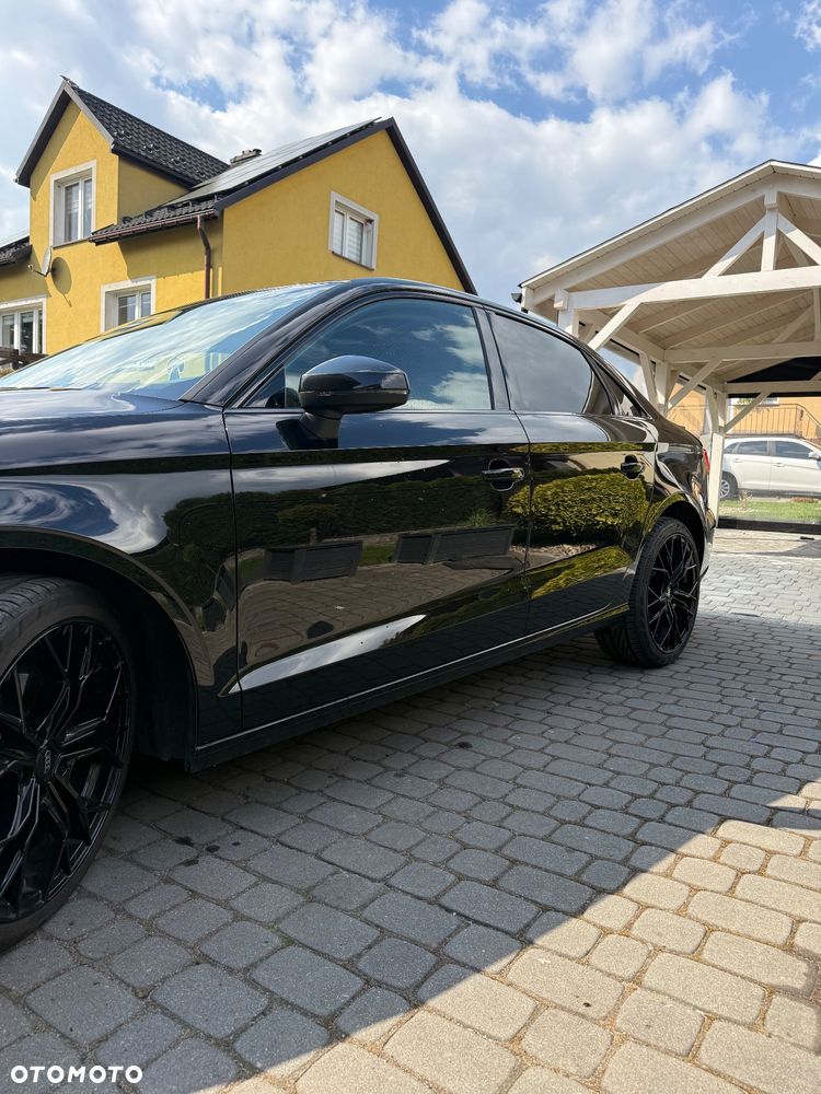 Audi A3 Limousine 30 TDI design - 5