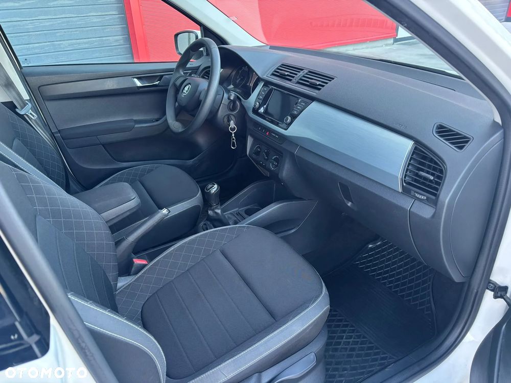 Skoda Fabia 1.0 TSI Ambition - 11