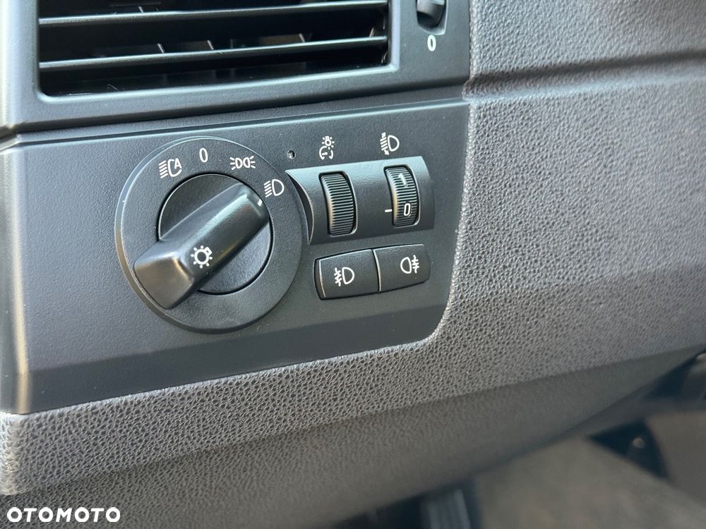 BMW X3 2.0d - 19