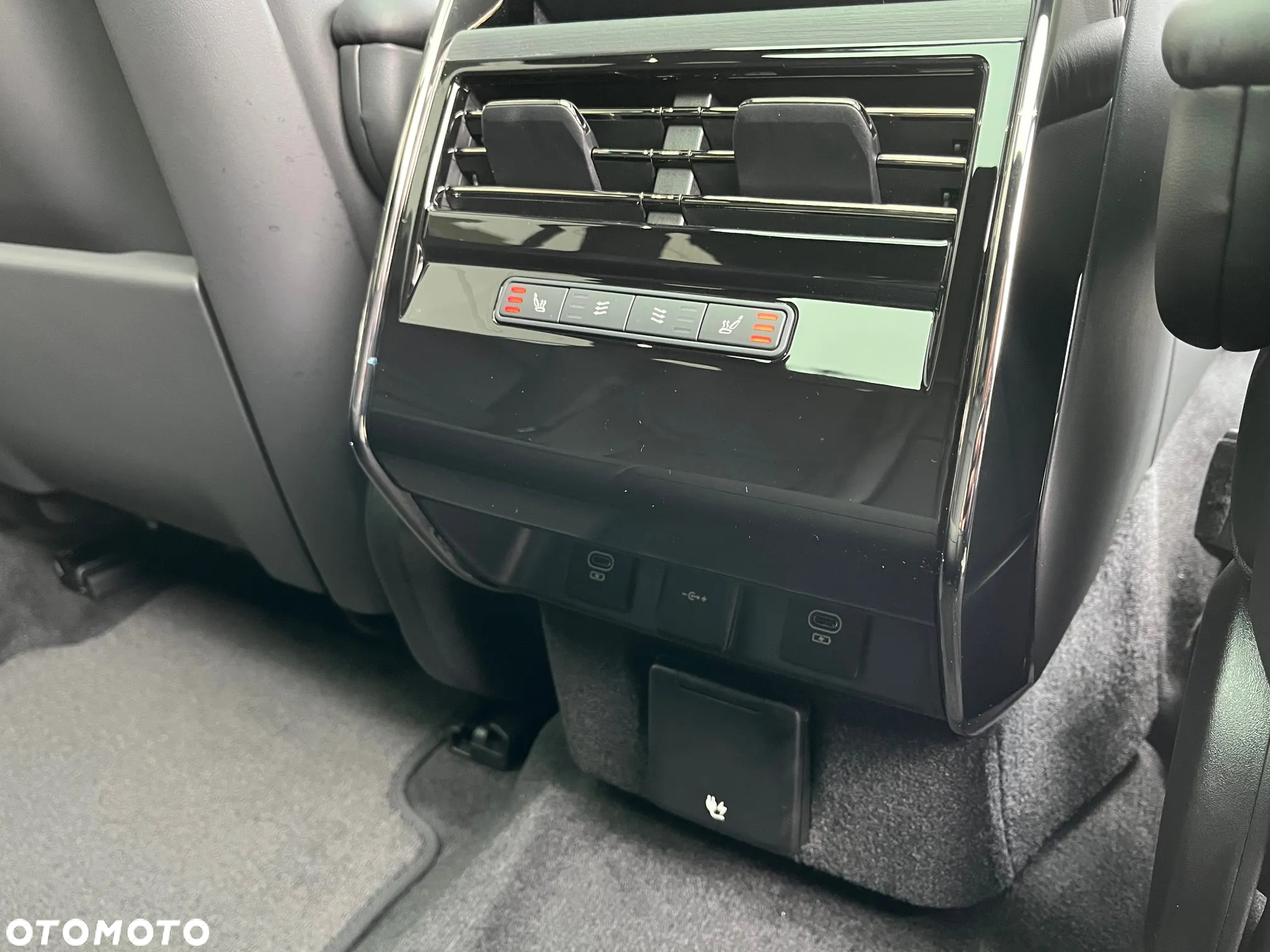 Land Rover Range Rover Sport - 6