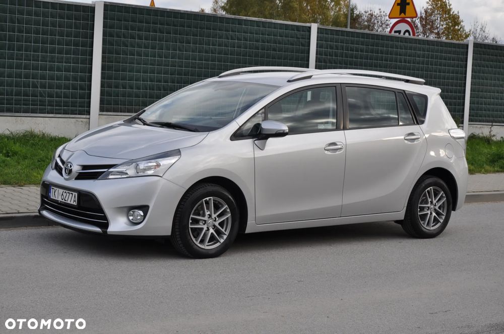 Toyota Verso 1.8 Premium MS - 1