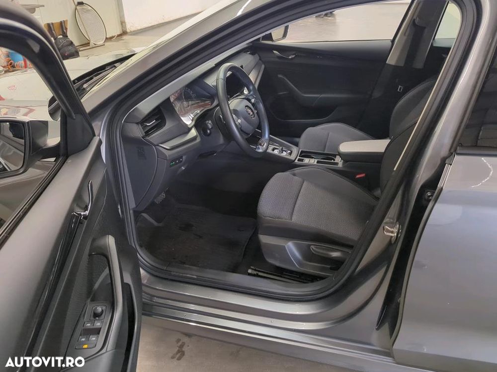 Skoda Octavia 2.0 TDI DSG Ambition - 7