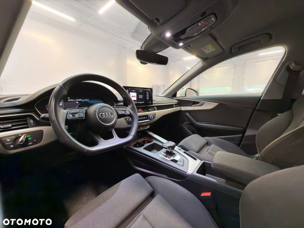 Audi A4 Limousine - 20