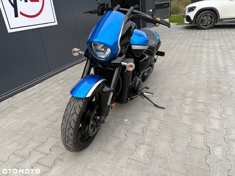 Suzuki Boulevard - 8