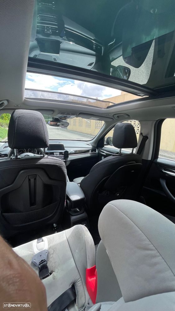 BMW X1 20 d sDrive Auto Line Sport - 32