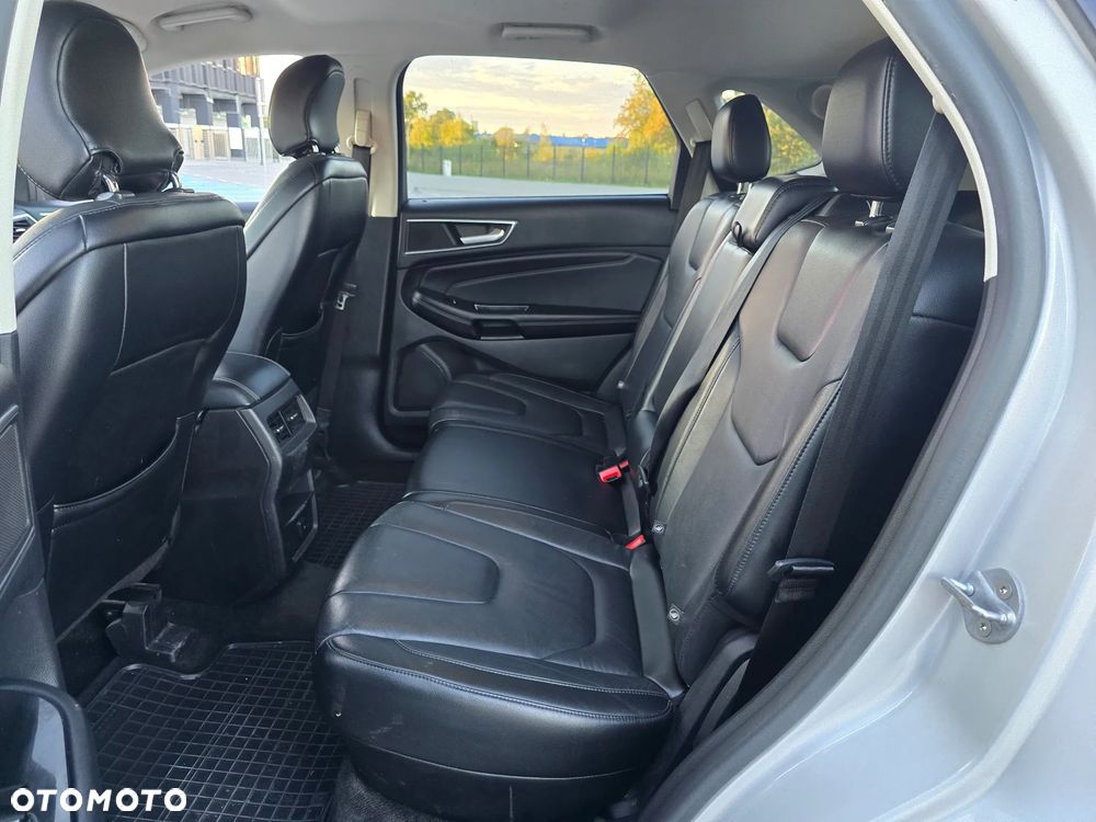Ford Edge - 12