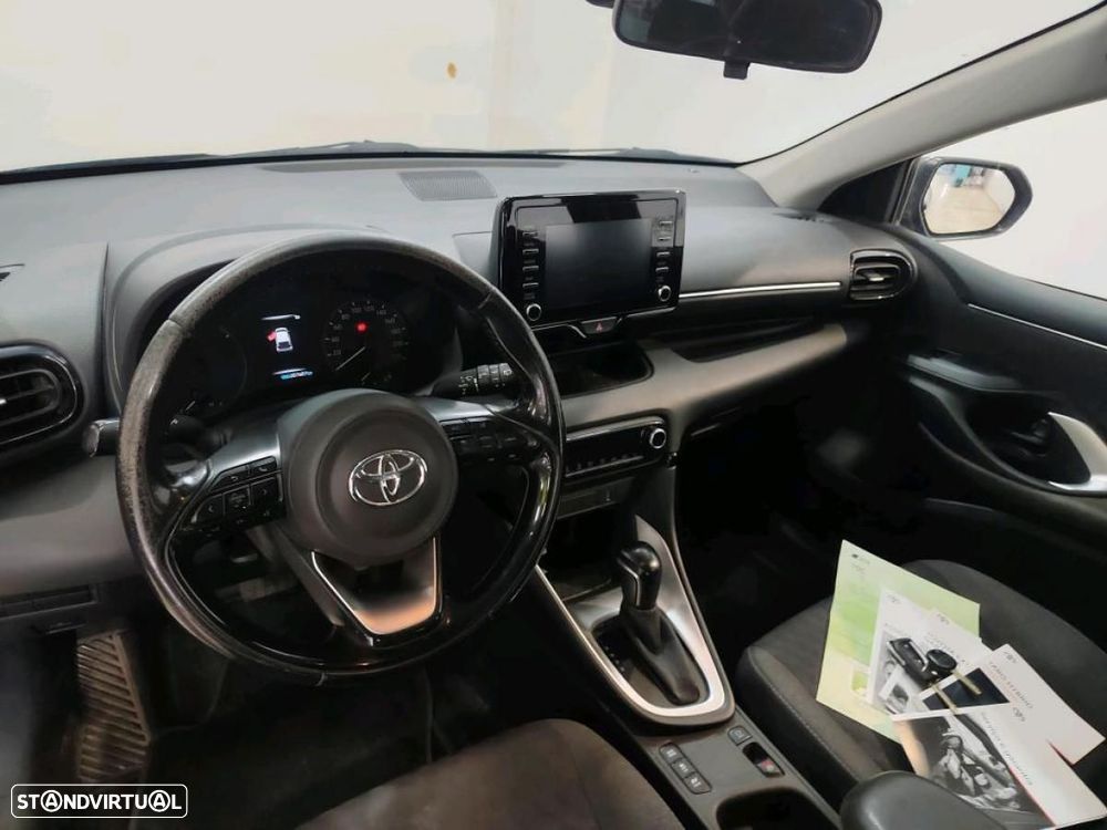 Toyota Yaris 1.5 HDF Comfort - 6