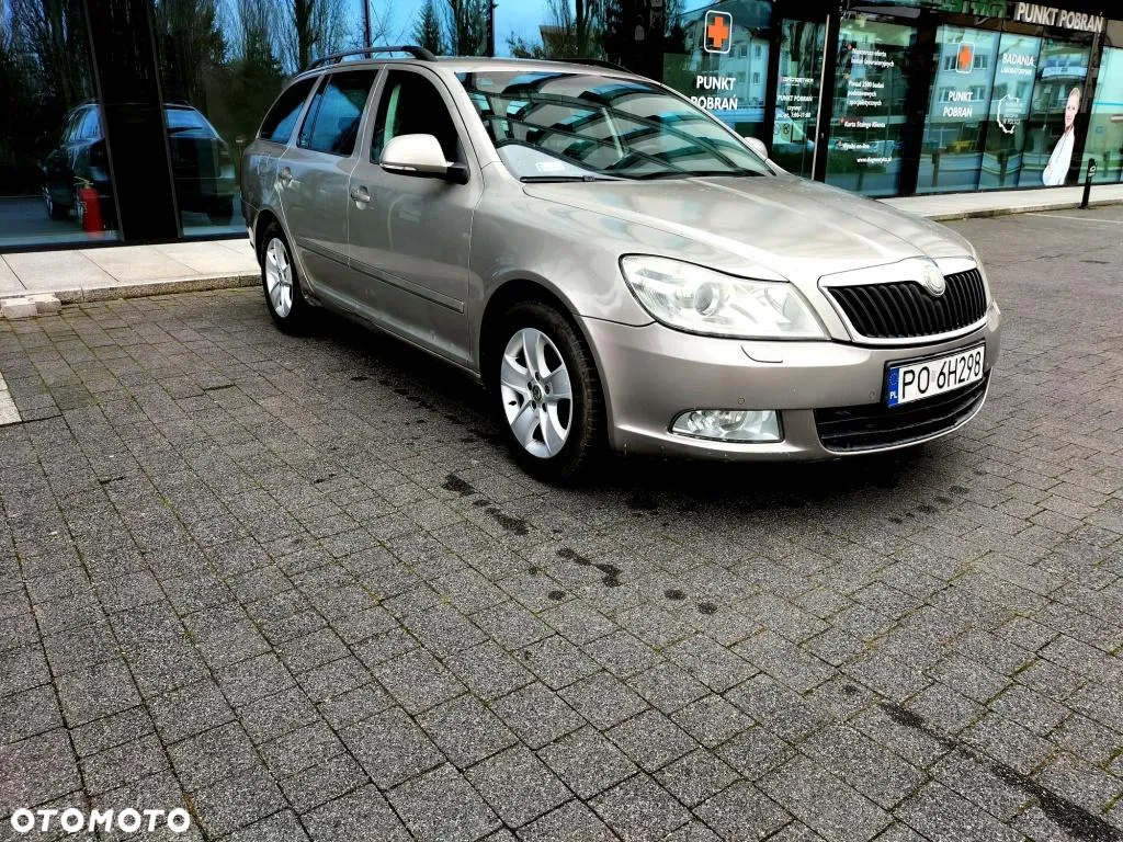 Skoda Octavia 2.0 TDI Ambiente - 2