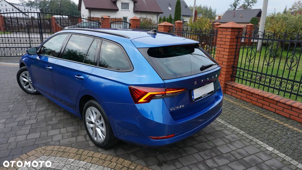 Skoda Octavia 2022 photo 2