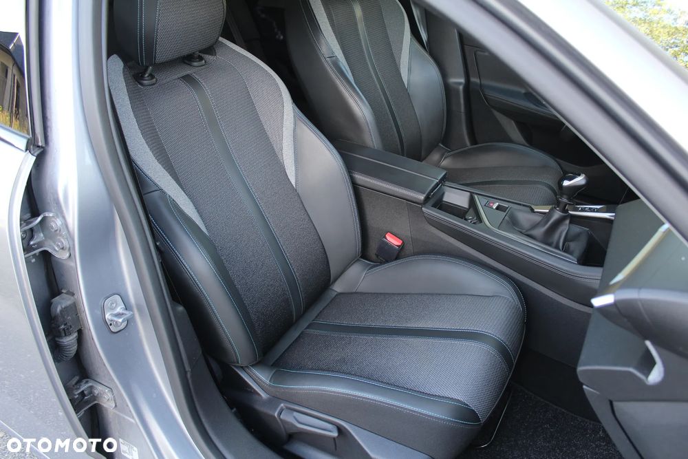 Peugeot 308 BlueHDi 130 Allure Pack - 21