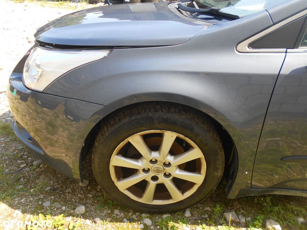 TOYOTA AVENSIS  T27 2009-2012R 2012R KOMBI KOD LAKIERU 8U5 1.8 VVT-I BENZYNA  A2ZR-T12U  108KW 146 KM SILNIK SKRZYNIA  BIEGOW EC60 BLOTNIK DZWI MASKA KLAPA ZAWIESZENIE LAMPY  ROLETA  HAK ZDERZA CZUJNIKI PDC GRILL PODSUFITKA - 17