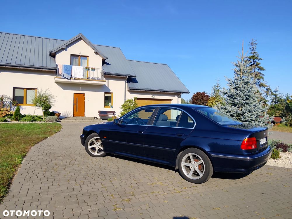 BMW Seria 5 - 12