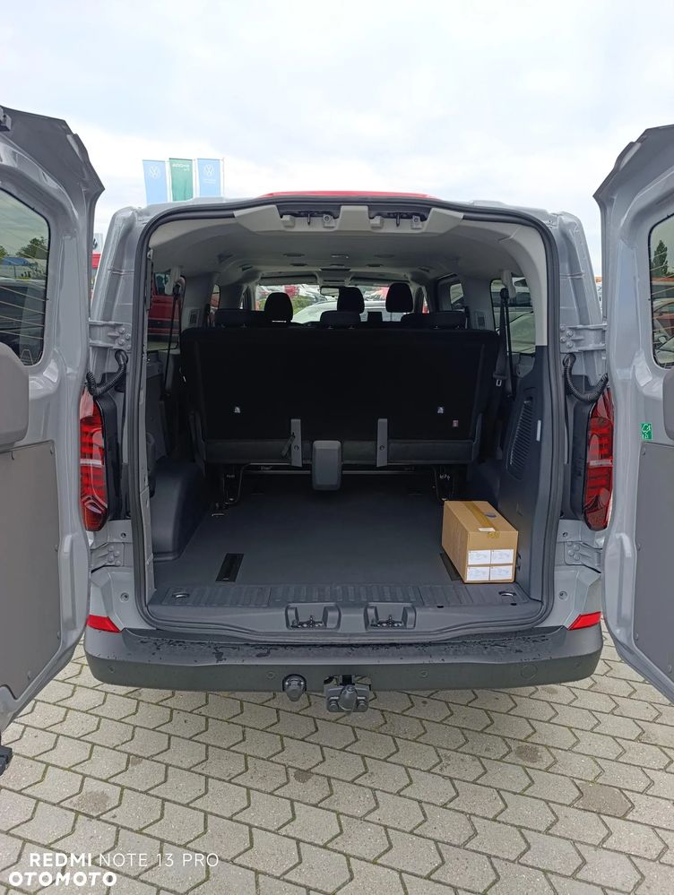Volkswagen T7 - 8
