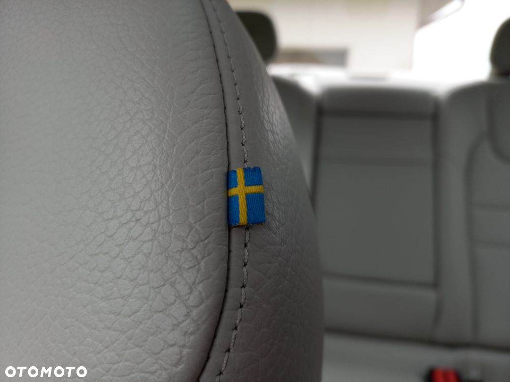 Volvo S60 T5 Momentum Pro - 21