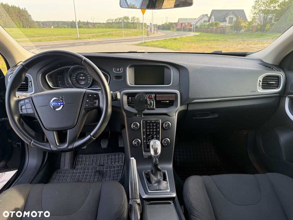 Volvo V40 D3 Momentum - 15