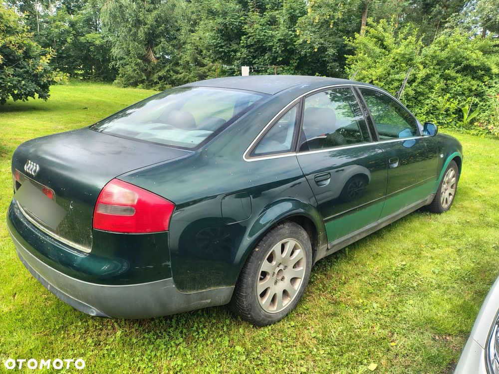 Audi A6 Limousine 2.4 - 12