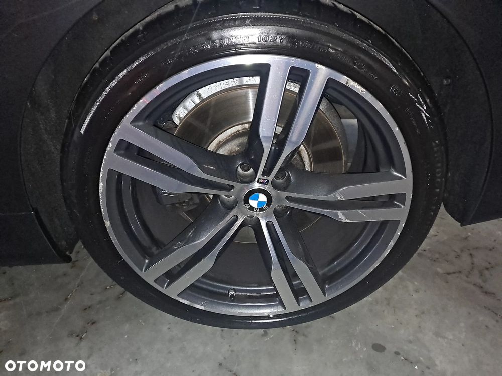 BMW Seria 7 750Li xDrive - 16