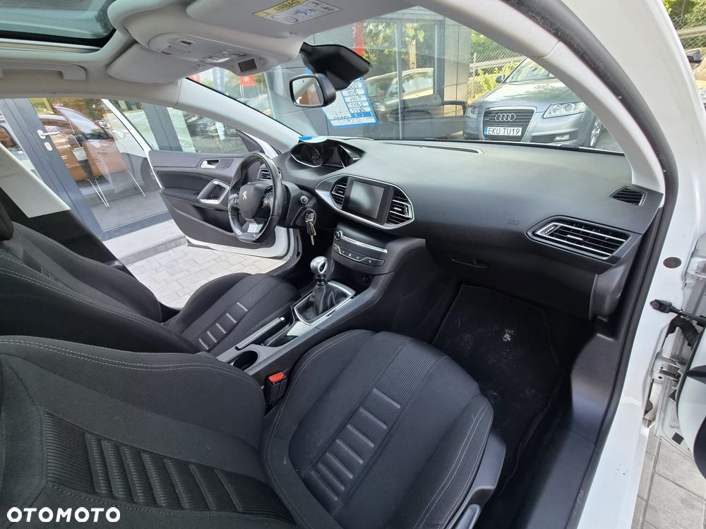 Peugeot 308 1.6 e-HDi Active S&S - 15