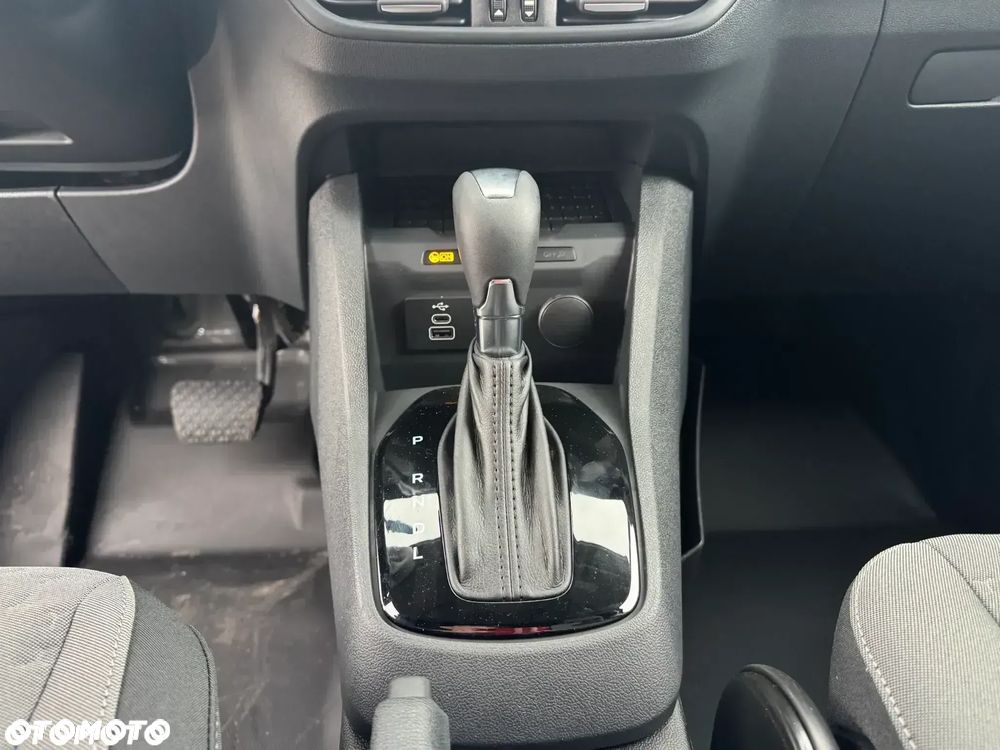 Ford TRANSIT COURIER 1.0 ECOBOOST 125KM M6 FWD VAN LIMITED - 19