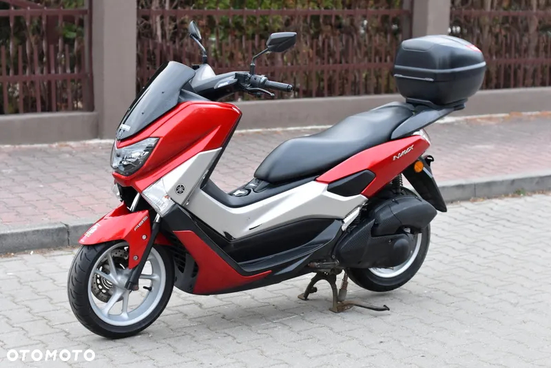 Yamaha NMAX - 17