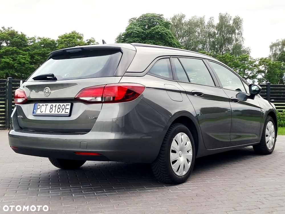 Opel Astra 1.6 CDTI Cosmo - 11