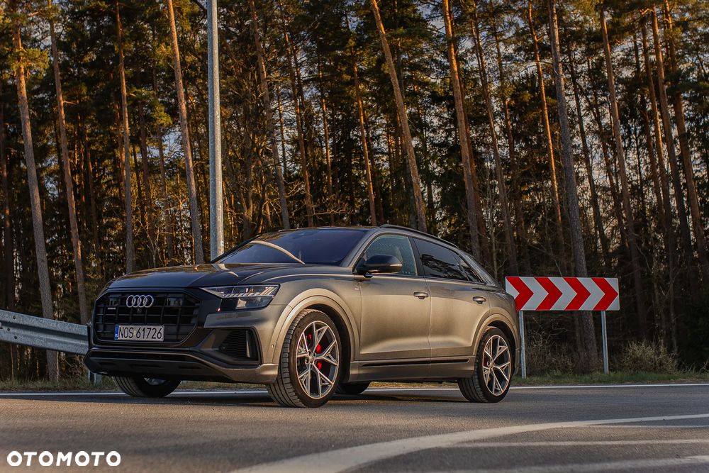 Audi Q8 - 9