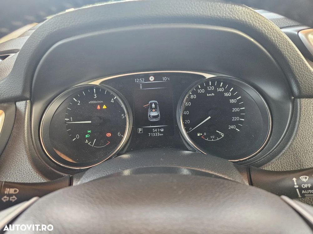 Nissan X-Trail - 8