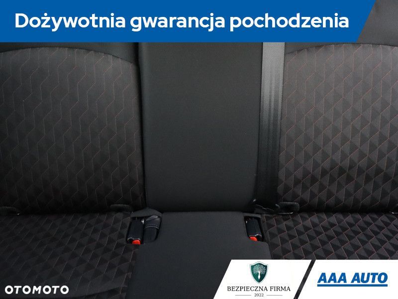 Mitsubishi Space Star - 11