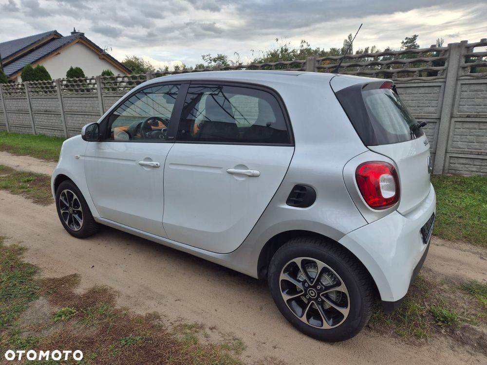 Smart Forfour 2015 photo 5