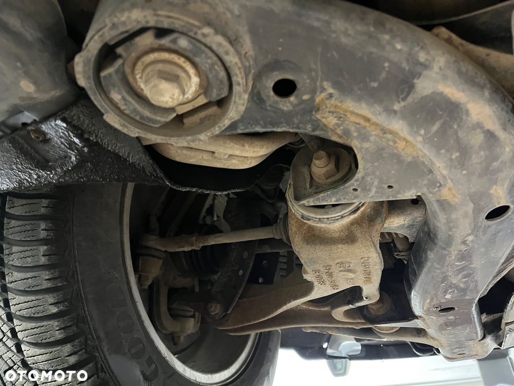 Volkswagen Touareg 3.0 V6 TDI DPF Automatik Individual - 6