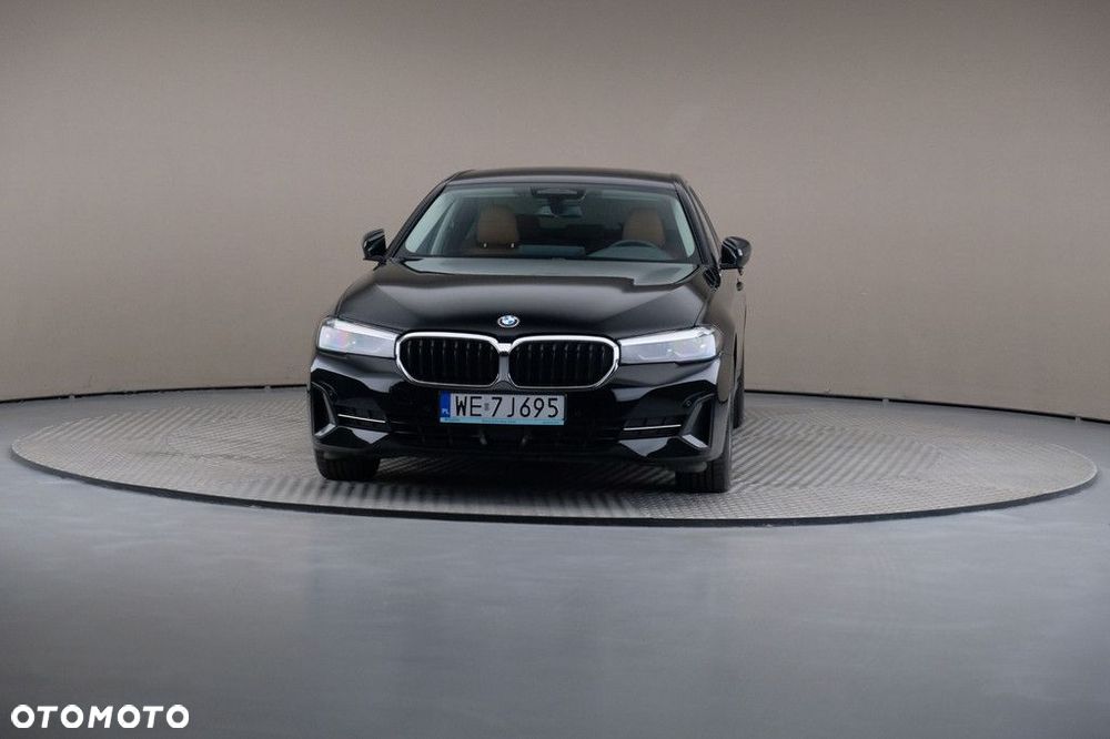 BMW Seria 5 520d xDrive - 3