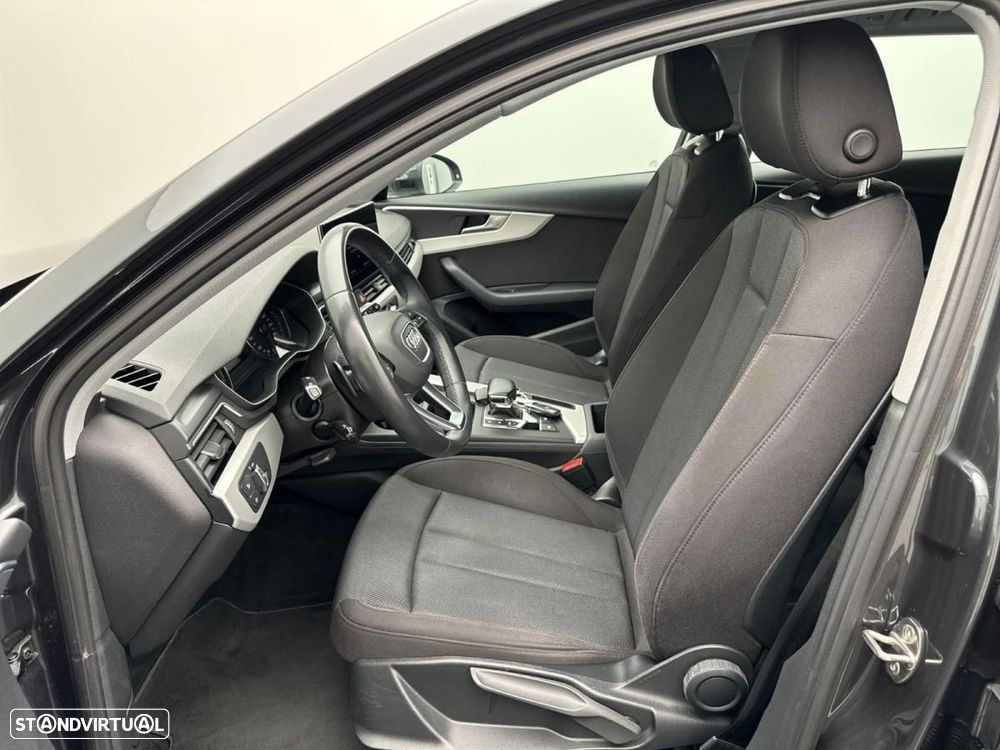 Audi A4 Avant 35 TDI S tronic - 12