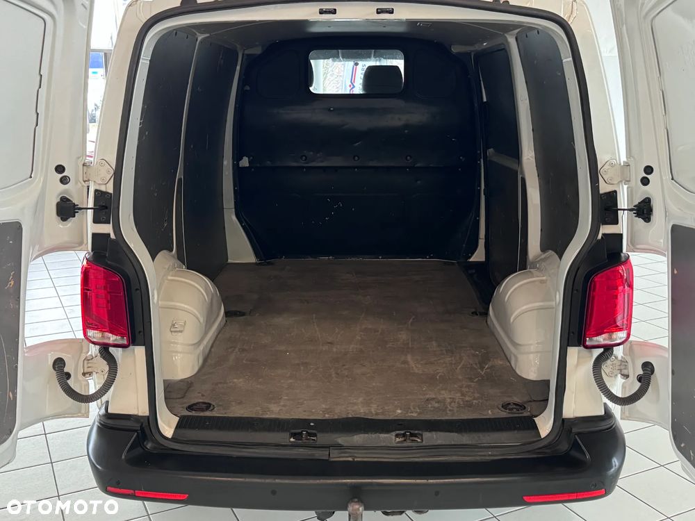 Volkswagen Transporter - 8