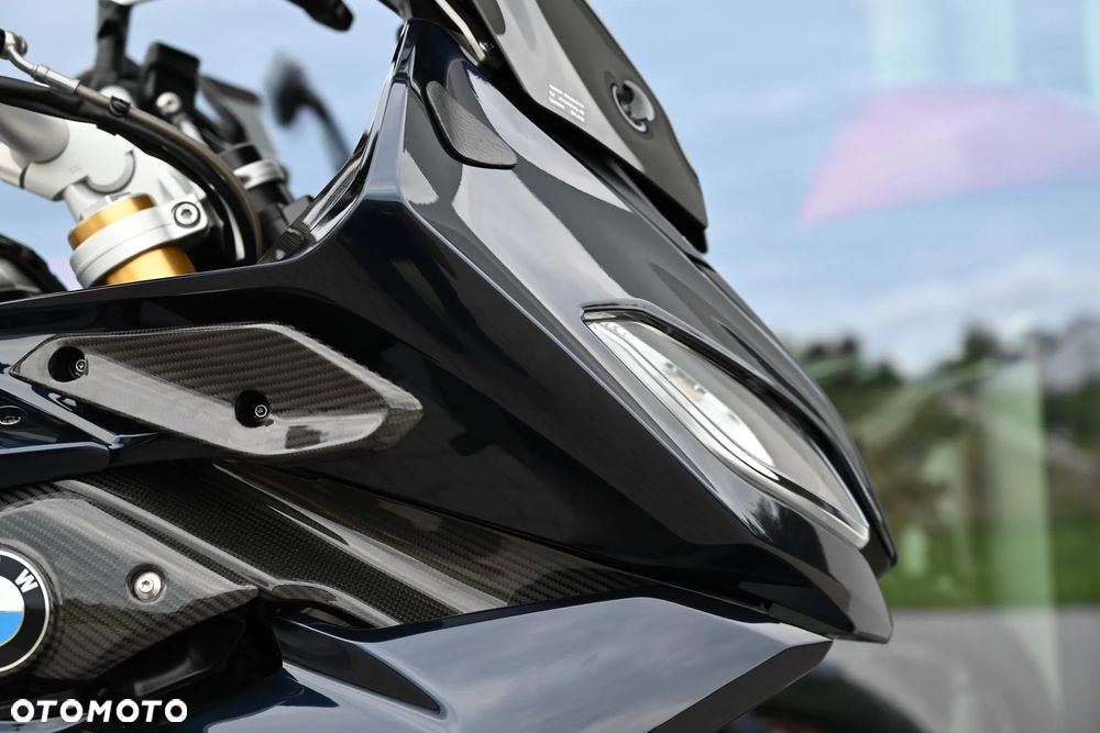 BMW RS - 16