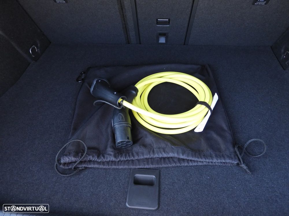 VW Golf 1.4 TSI e-Hybrid DSG - 29