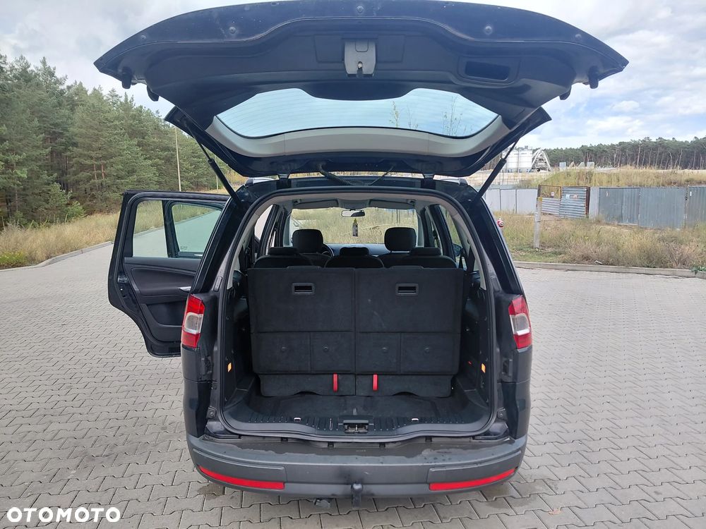 Ford Galaxy - 6