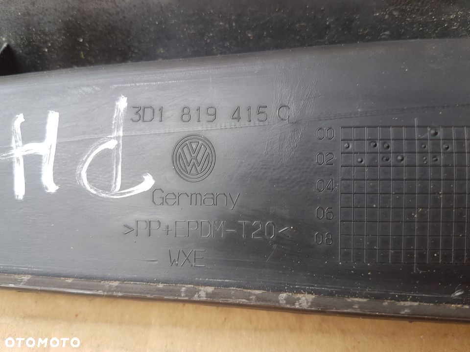 VW Phaeton listwa osłona podszybia mechanizmu wycieraczek 6.0 w12 - 11