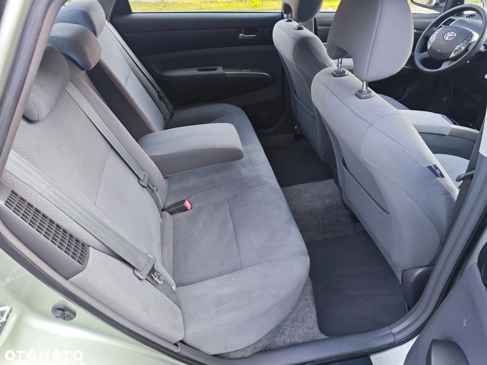 Toyota Prius 1.5 VVT-i Sol - 22