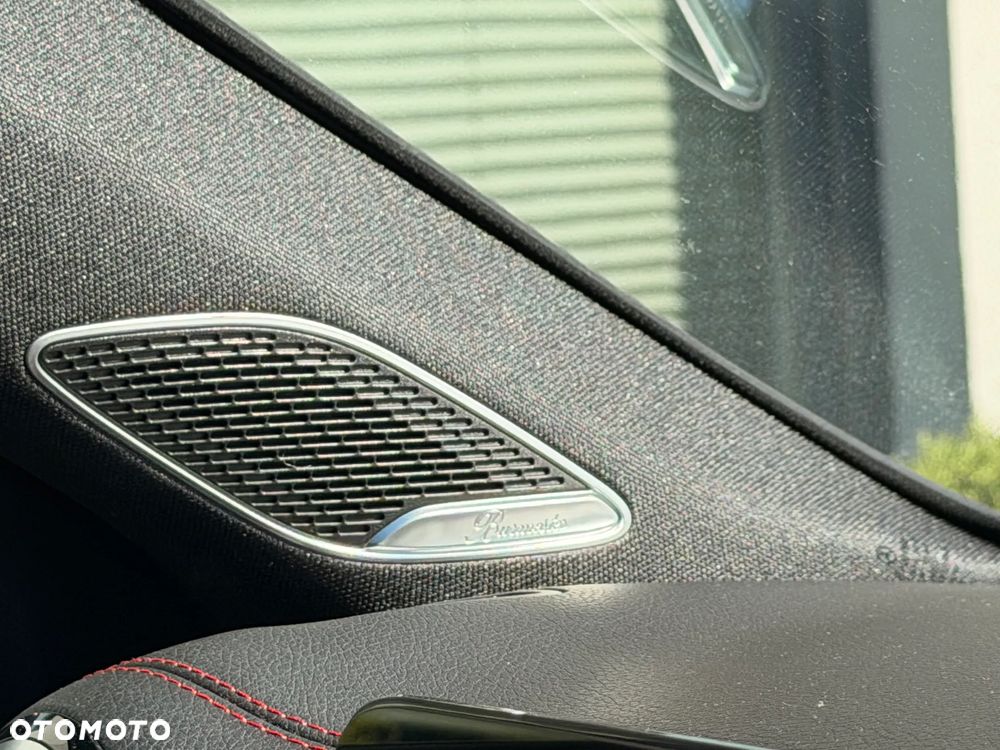 Mercedes-Benz CLA - 26