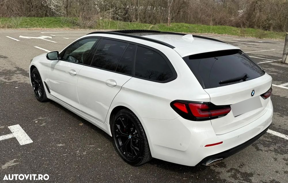 BMW Seria 5 540i xDrive Touring Aut. Luxury Line - 4