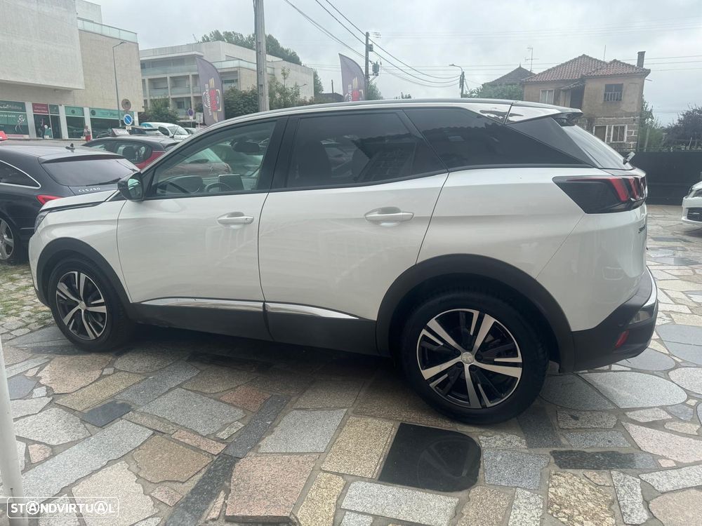 Peugeot 3008 PureTech 130 Stop & Start GPF EAT8 Allure Pack - 8