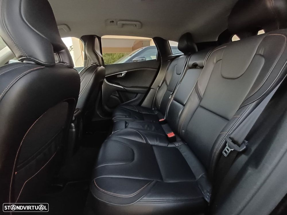 Volvo V40 D2 Ocean Race - 17