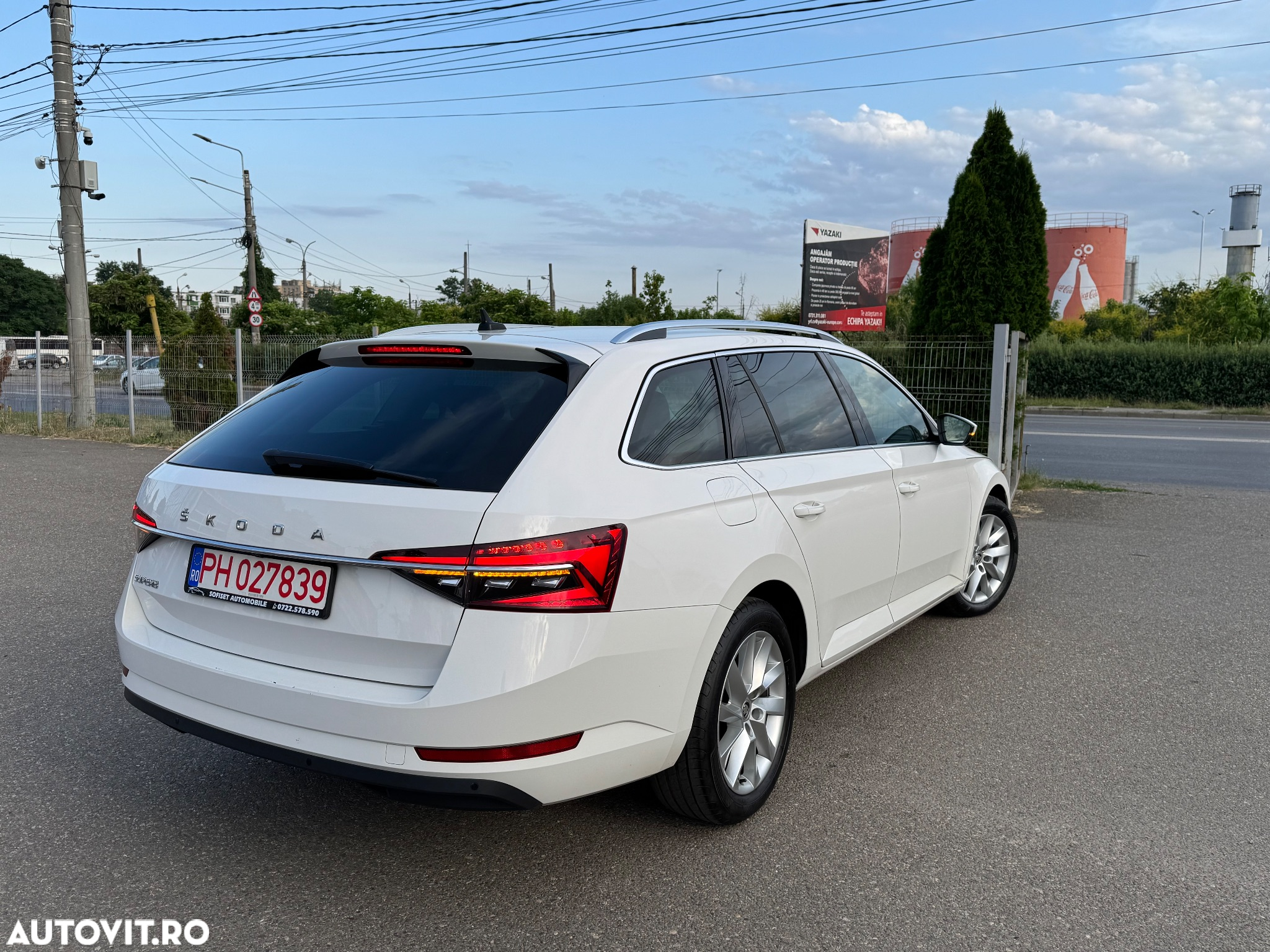Skoda Superb Combi 2.0 TDI DSG Style - 22