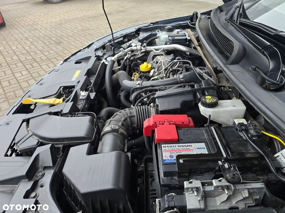 Nissan Qashqai 1.3 DIG-T DCT AKARI - 31