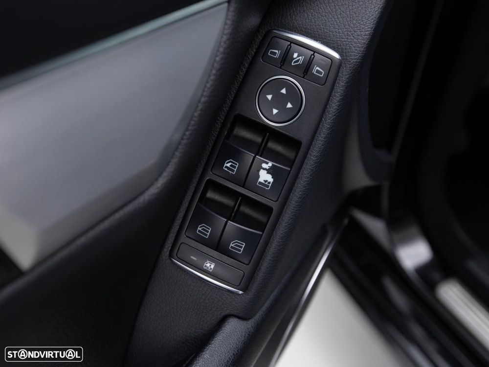 Mercedes-Benz C 220 - 12