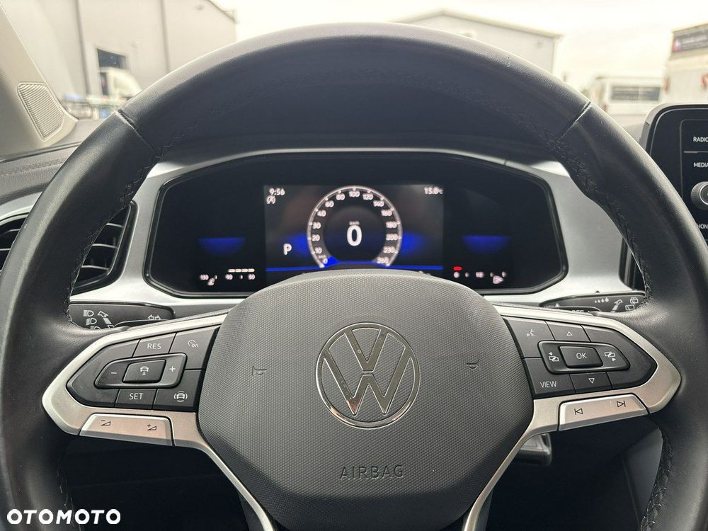 Volkswagen T-Roc 1.5 TSI GPF ACT IQ Drive DSG - 23