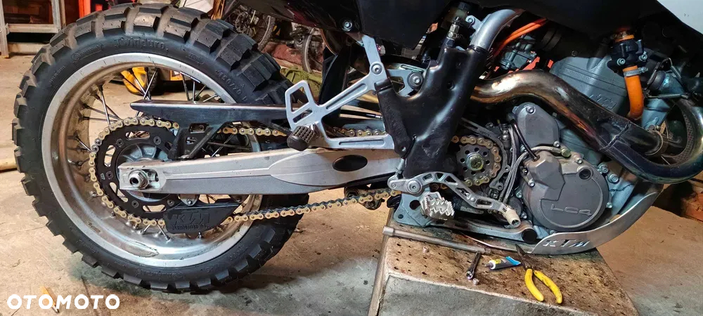 KTM LC - 4