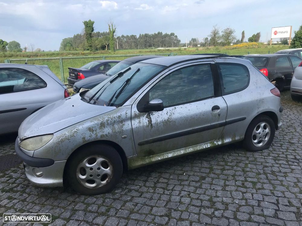 Peugeot 206 2.0 HDi Van 2002 - Para Peças - 2